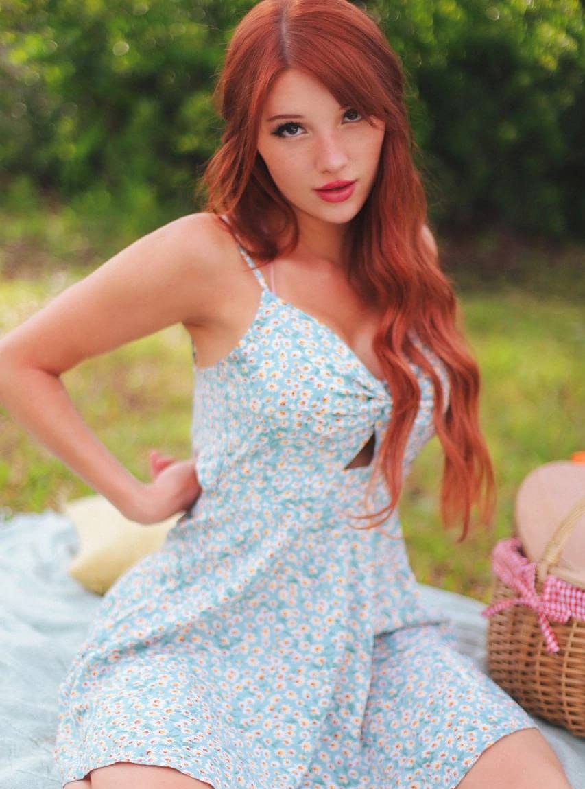 Эмма привлекальеная девушка из Молодогвардейска цена от 3000 руб