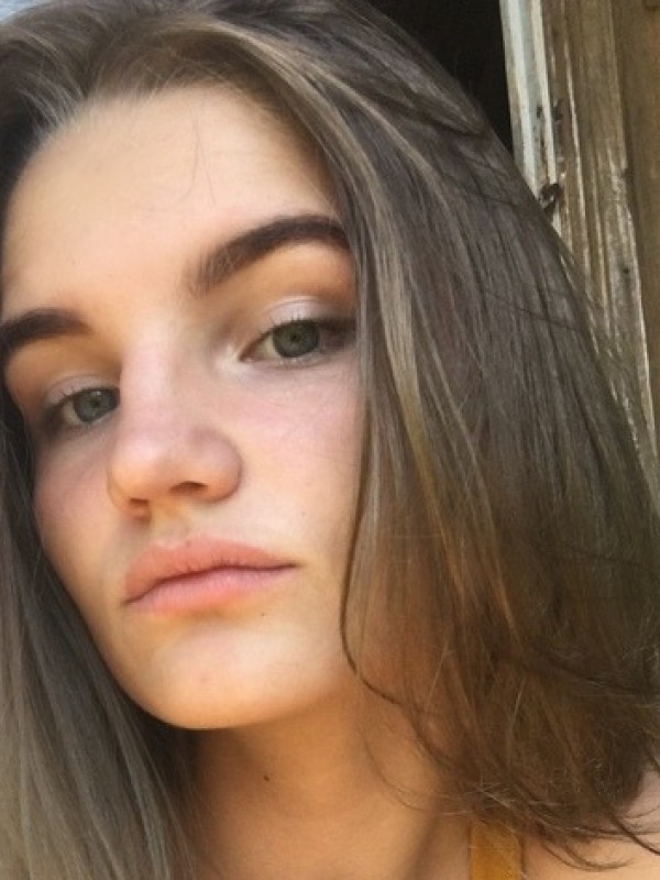 Клава привлекательная девушка из Молодогвардейска цена от 3000 руб