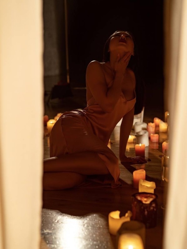 Тоня привлекательная девушка из Молодогвардейска цена от 7000 руб